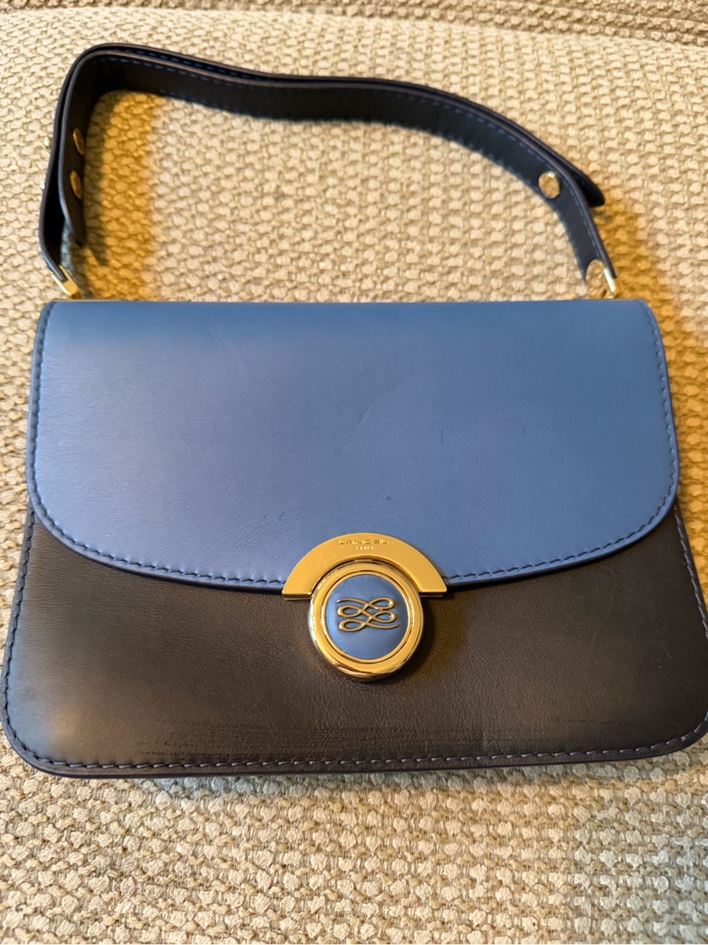 Two-Tone Blue and Black Leather Shoulder Bag with Gold Accent authentic